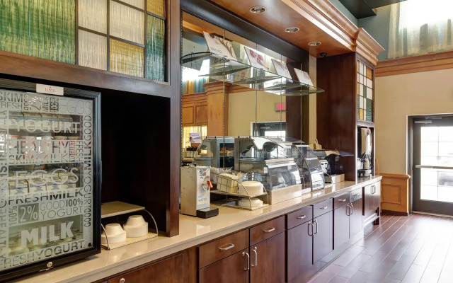 Holiday Inn Express Hotel & Suites Warwick-Providence (Arpt) by IHG