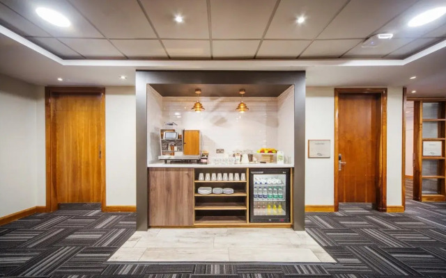 Holiday Inn High Wycombe M40, Jct. 4 by IHG