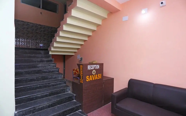 OYO 27734 Hotel Savasi