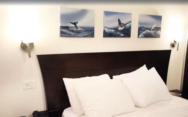 PACIFIC SUITES Boutique Hotel & Bistro