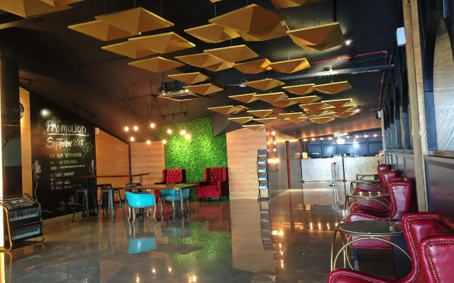 Embassy Hotel  Service Apartment
