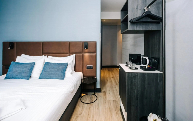 Amsterdam Beach Hotel