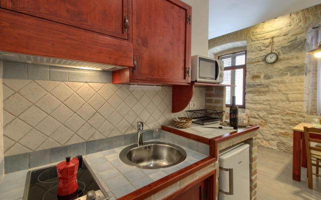 Mimoza Old Town Pula Apartments