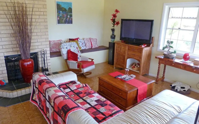 Grovely House Bed & Breakfast