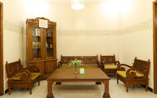 Batu Villa and Residence By Pinky