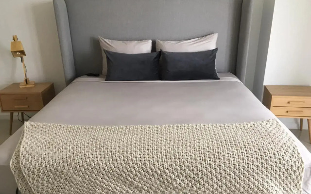 Icon Apartment