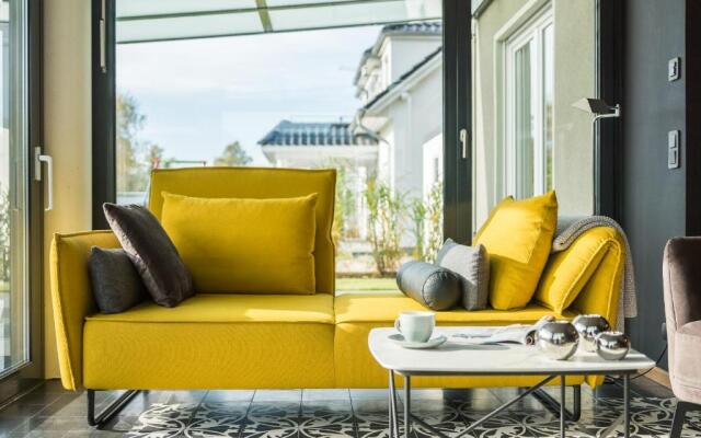 Luxus FeWo 122 m² direkt am Wasser mit Boot