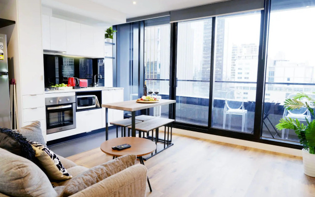 Aura on Flinders Serviced Apartments