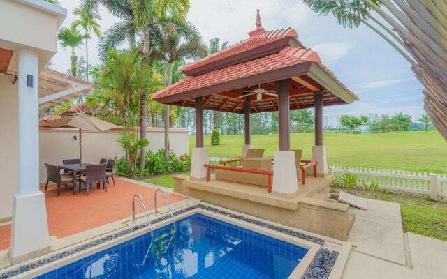 Laguna Pool Villas