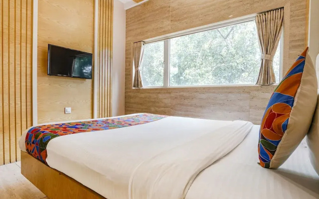 Fabhotel Neelkamal