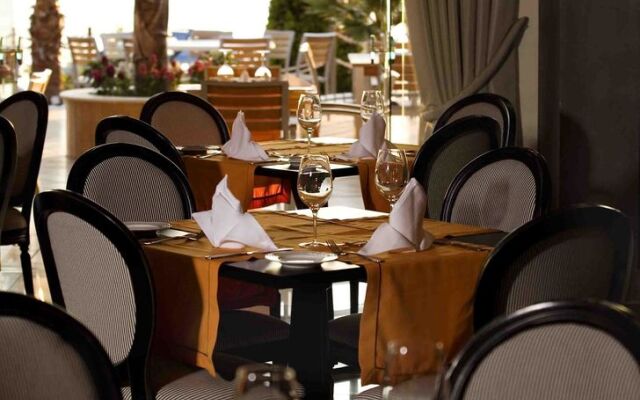 Valis Resort