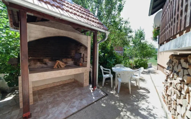 Apartment Luketić