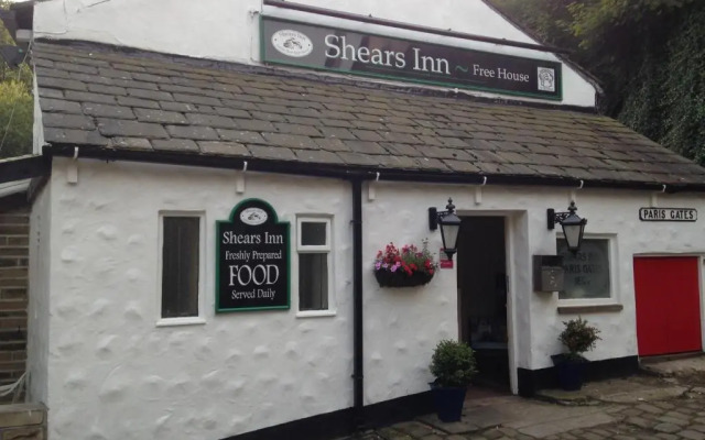 Shears Inn
