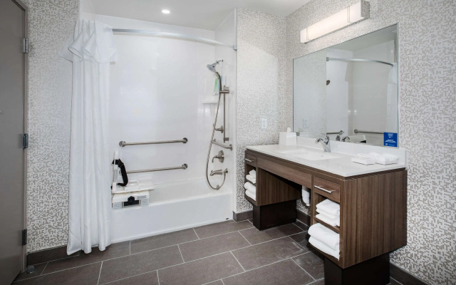 Home2 Suites by Hilton Roswell, NM