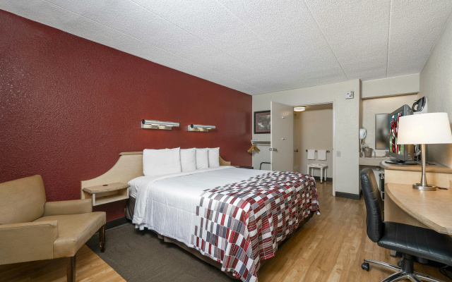 Red Roof Inn Louisville Expo Airport