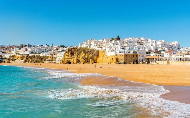 Albufeira Twins 3 With Pool by Homing