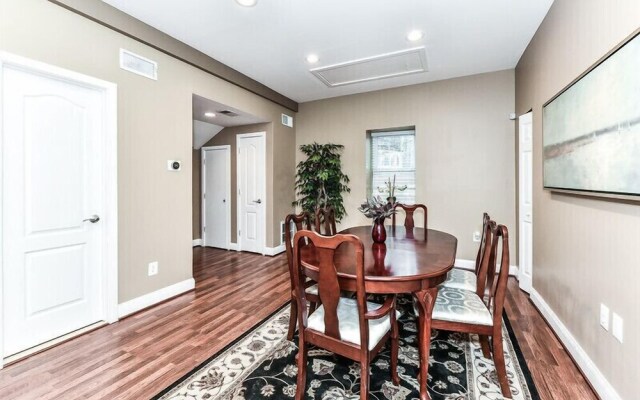 The Manor at Courtland Farm