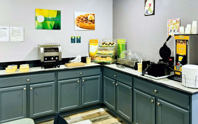 Quality Inn Raynham - Taunton