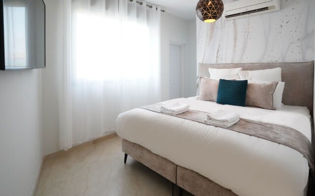 YalaRent Villa Enorma with Private Pool