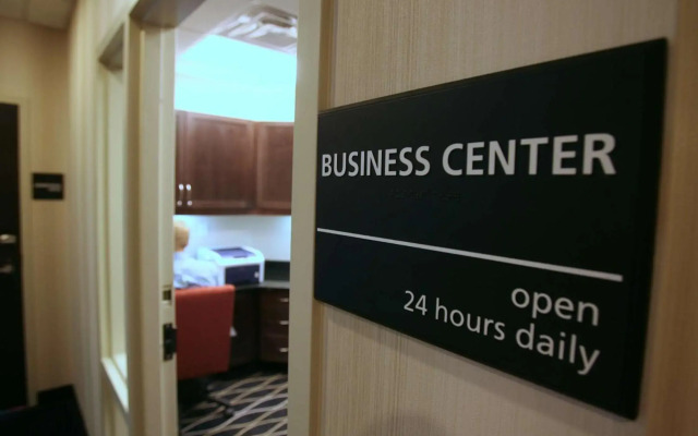 Hampton Inn & Suites by Hilton Red Deer