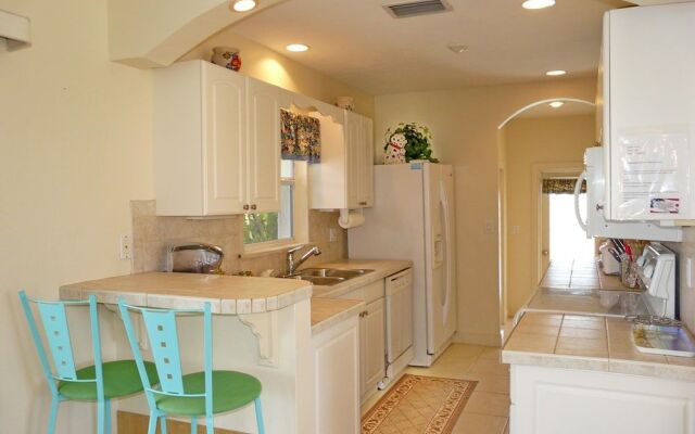 Pet-friendly Waterside Home With Pool/steps to Beach