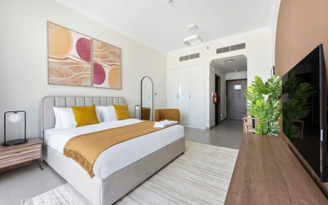 Silkhaus Pool Gym Exquisite Studio Art Gardens