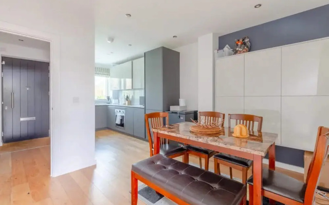 Spacious & Family Friendly 3BD House - Stratford