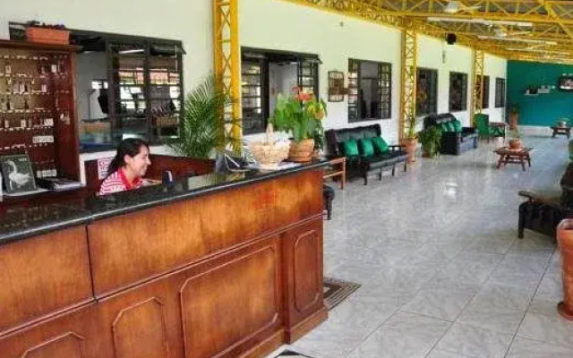 Hotel Fazenda Três Poderes