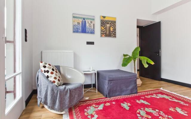 110m² art & tech flat, perfect for digital nomads