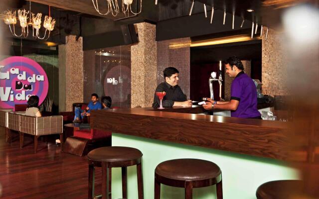 Novotel Mumbai Juhu Beach Hotel