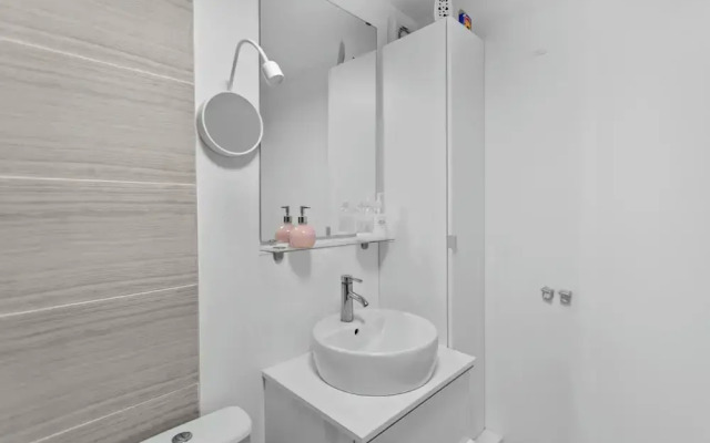 Cozy 2 Bed Apartment Close to Lcy & Excel