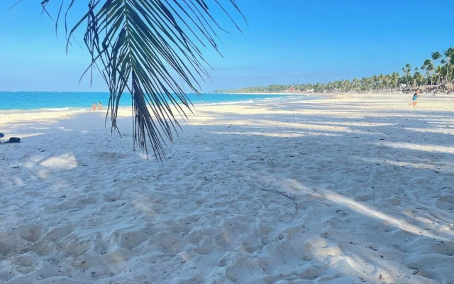 Punta Cana - Apartment - Sleeps 4 - Pool - Hot Tub