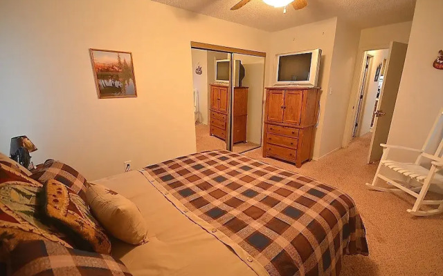 14 Pin - Two Bedroom Cabin