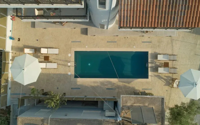 Hello Village Chania