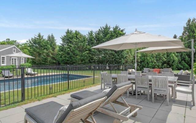 Modern Hamptons Villa