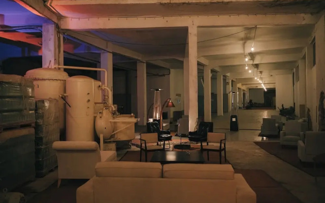 The Refinery Urban Suites