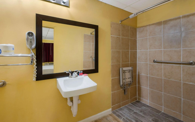 Econo Lodge