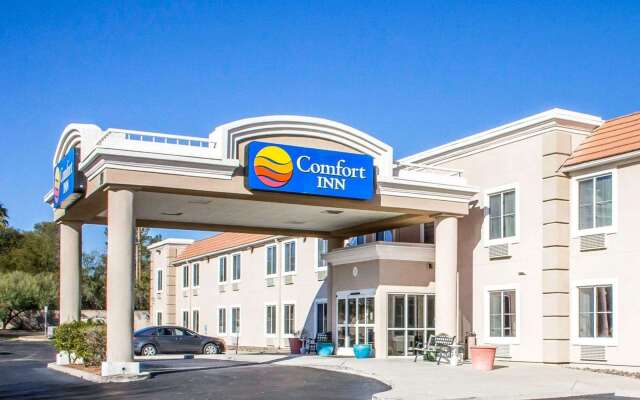 Comfort Inn Green Valley I-19