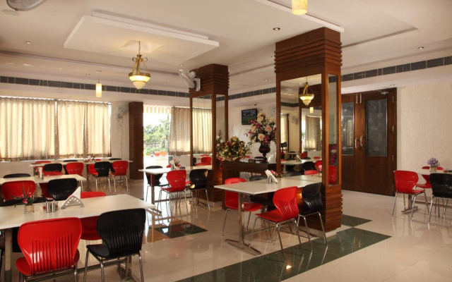 Vinay Residency