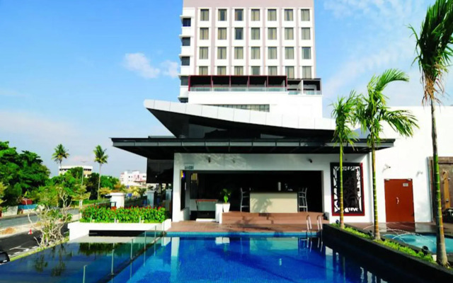 Kings Green Hotel