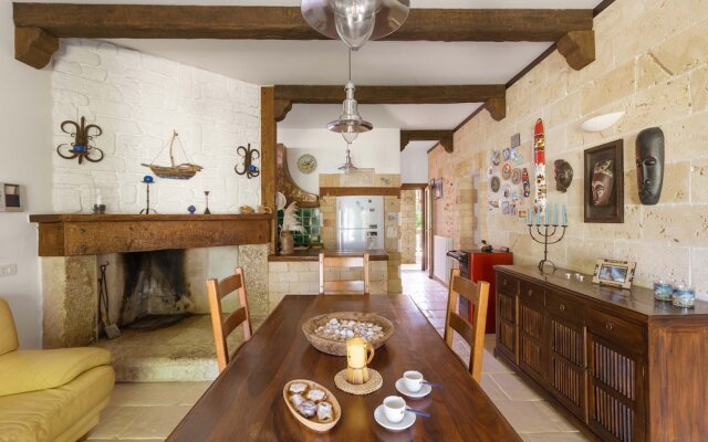 3025 Villa Verdeoasi by Barbarhouse