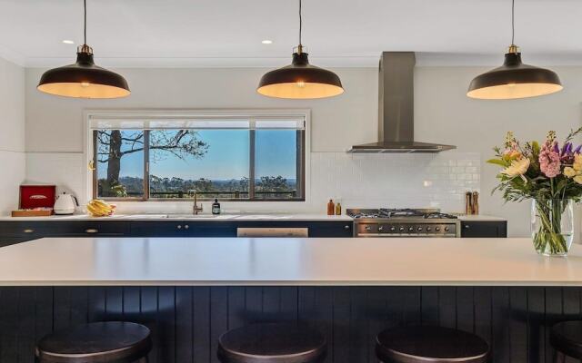 Your Luxury Escape - Paul's Farmhouse