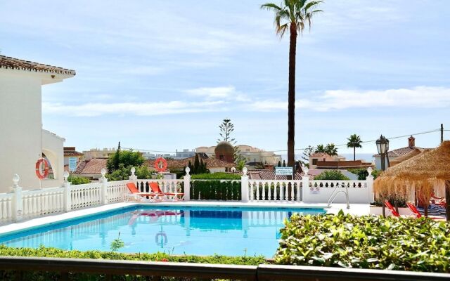 Las Farolas Poolfront in Mijas Costa