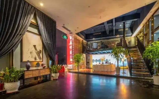 Huafeng Laiwangda Hotel