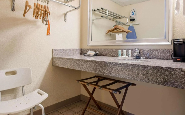 Quality Inn