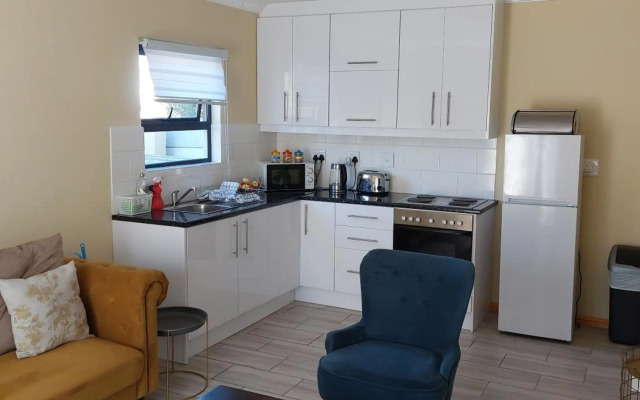 Shalom Self Catering