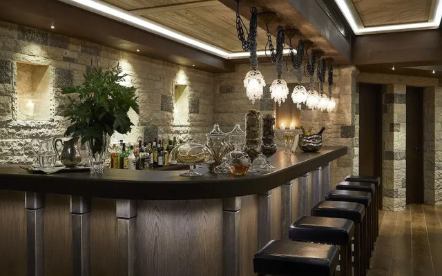 MounTrace Suites & Spa