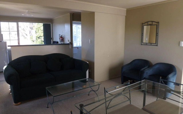 U Studios Paraparaumu