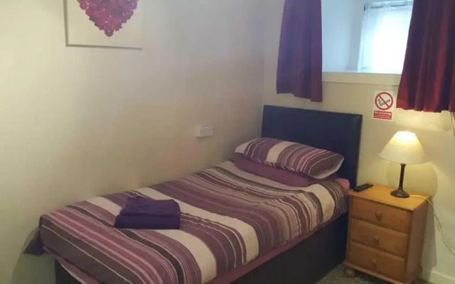 Station View Guest House