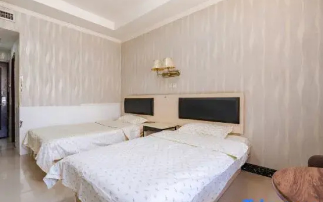 Yongguang Hotel (Zhoukou Passenger Transport Terminal Branch)